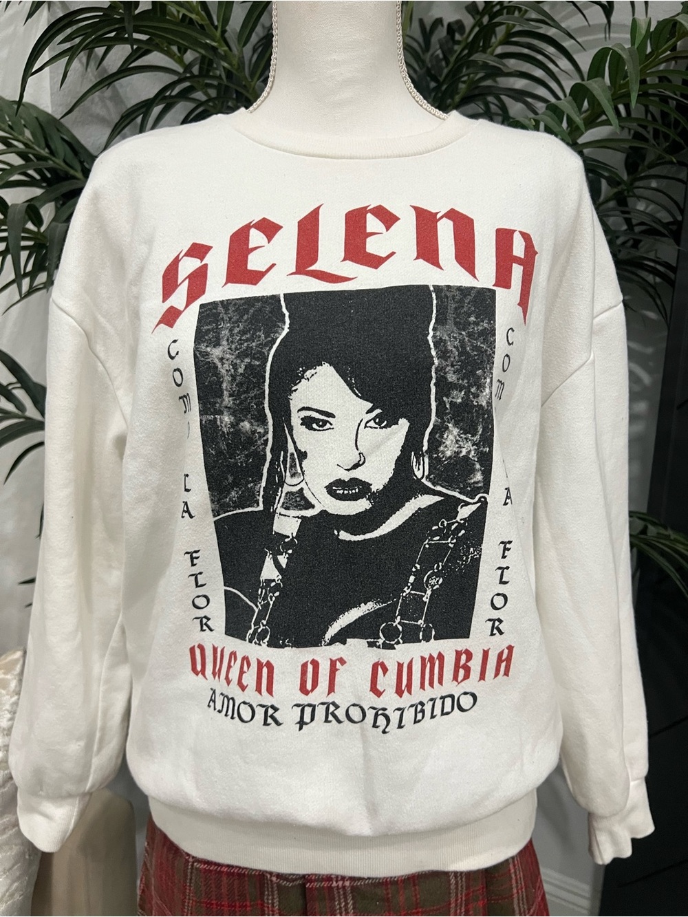 Selena Graphic Crewneck Sweatshirt - White with Black & Red Print